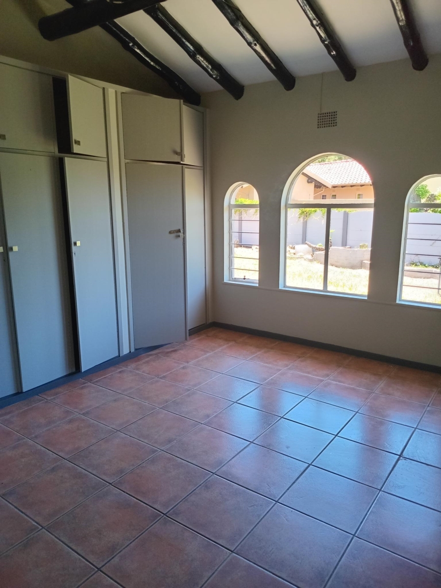 To Let 3 Bedroom Property for Rent in Vaalpark Free State